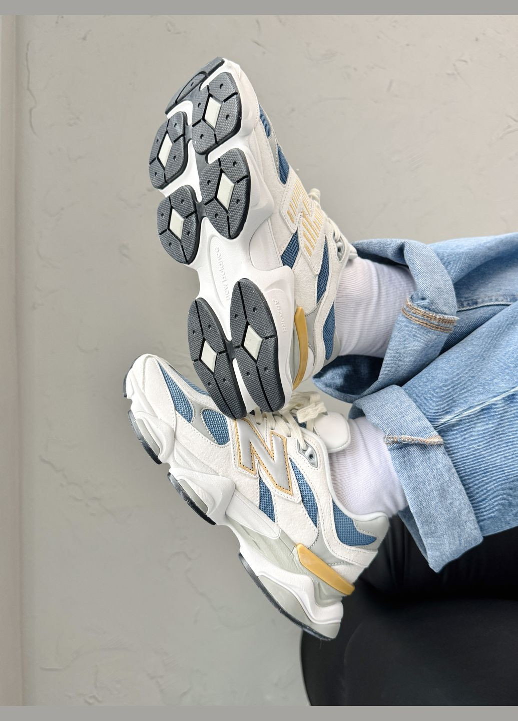 Бежевые демисезонные кроссовки мужские и женские new balance 9060 beige blue | нью беланс 9060 бежевые No Brand