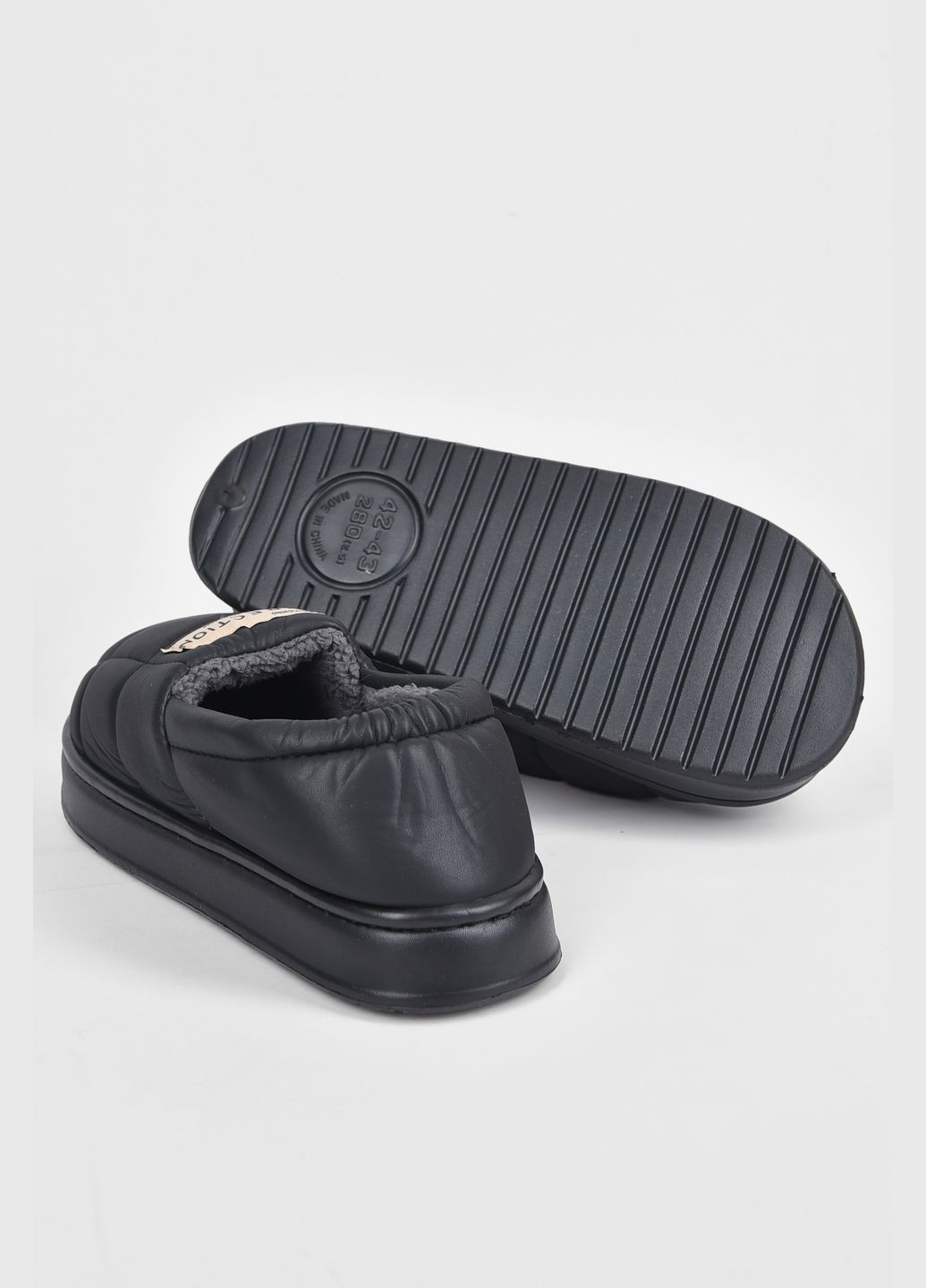 Капці кімнатні чоловічі чорного кольору Let's Shop (303397225)