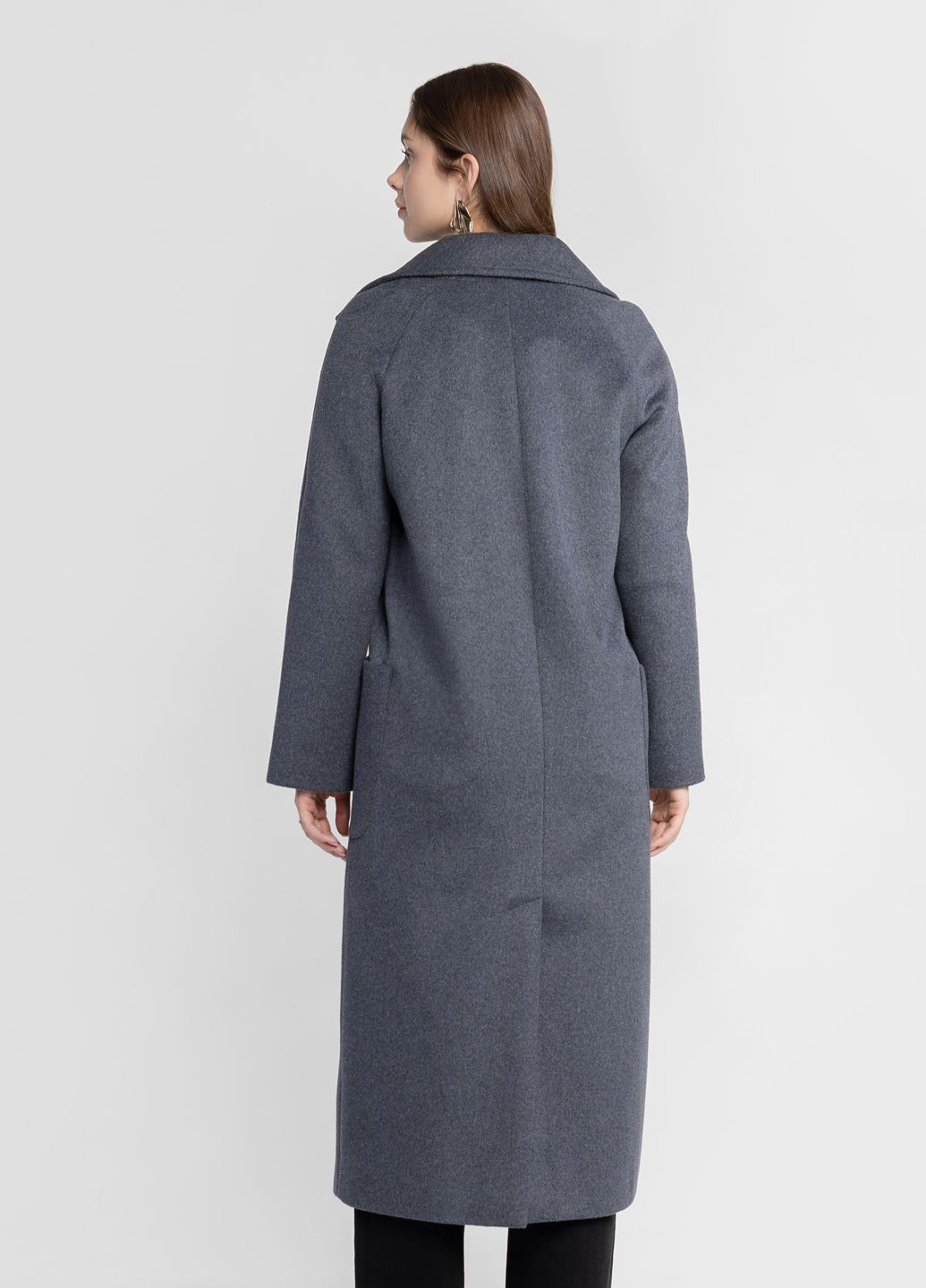 Серое зимнее Женское пальто серое Arber