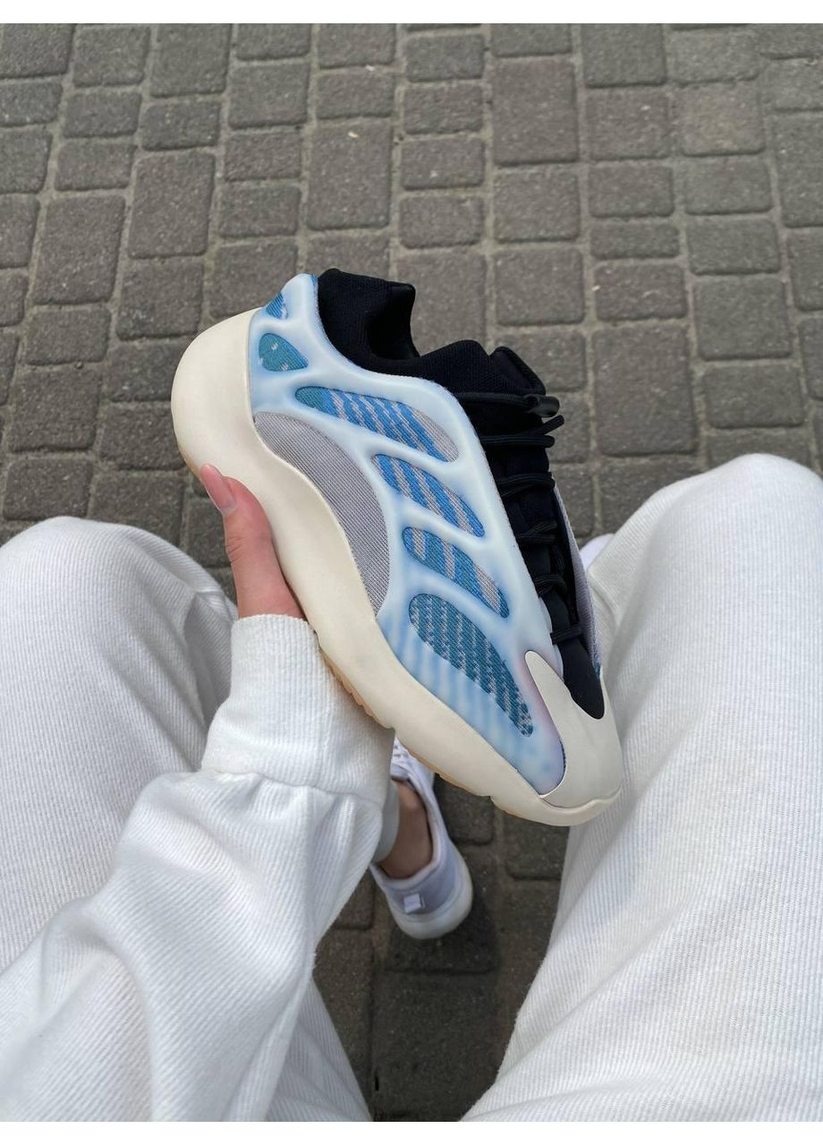 Чорні Осінні кросівки чоловічі adidas yeezy boost 700 v3 kyanite адідас ізі буст No Brand