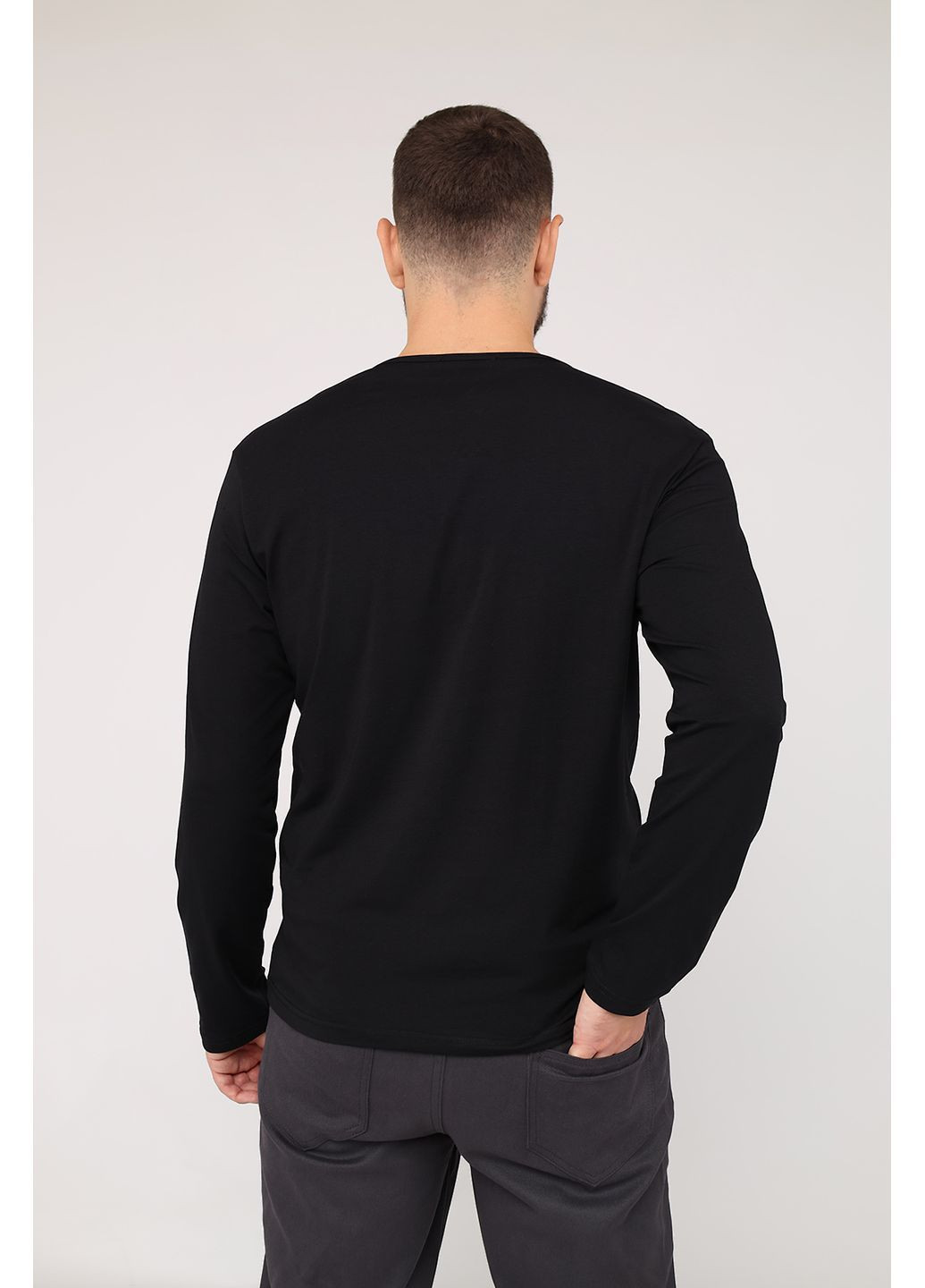 Футболка з довгим рукавом чоловіча колір чорний ЦБ-00284940 Yuki чорний трикотаж