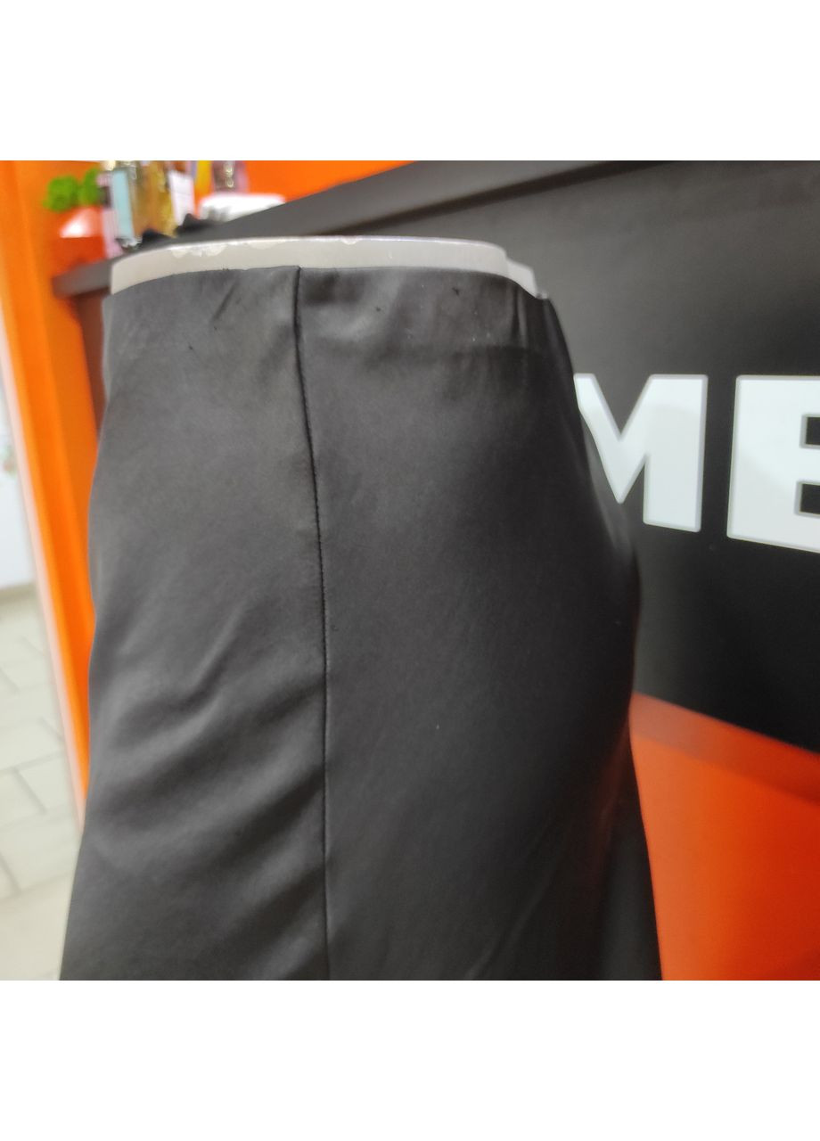 Черная юбка модница атласная меди высокая посадка 50 черная Модниця