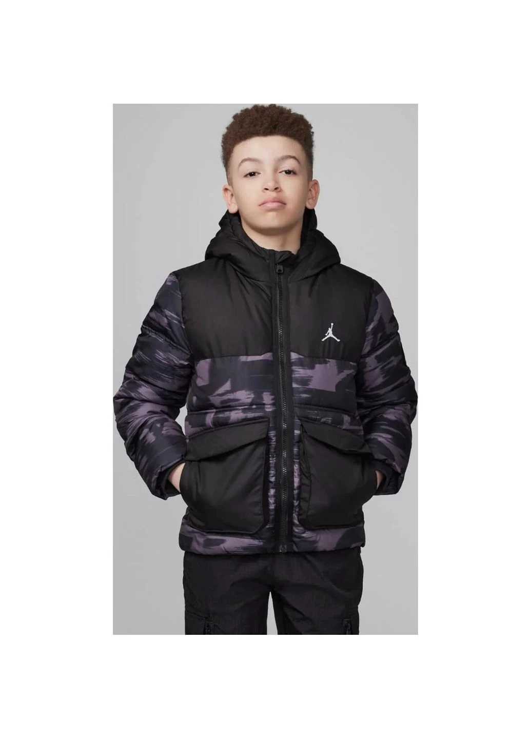 Серая куртка подростковая темно-серо-черная 95d133-gae Nike JORDAN FAUX DOWN