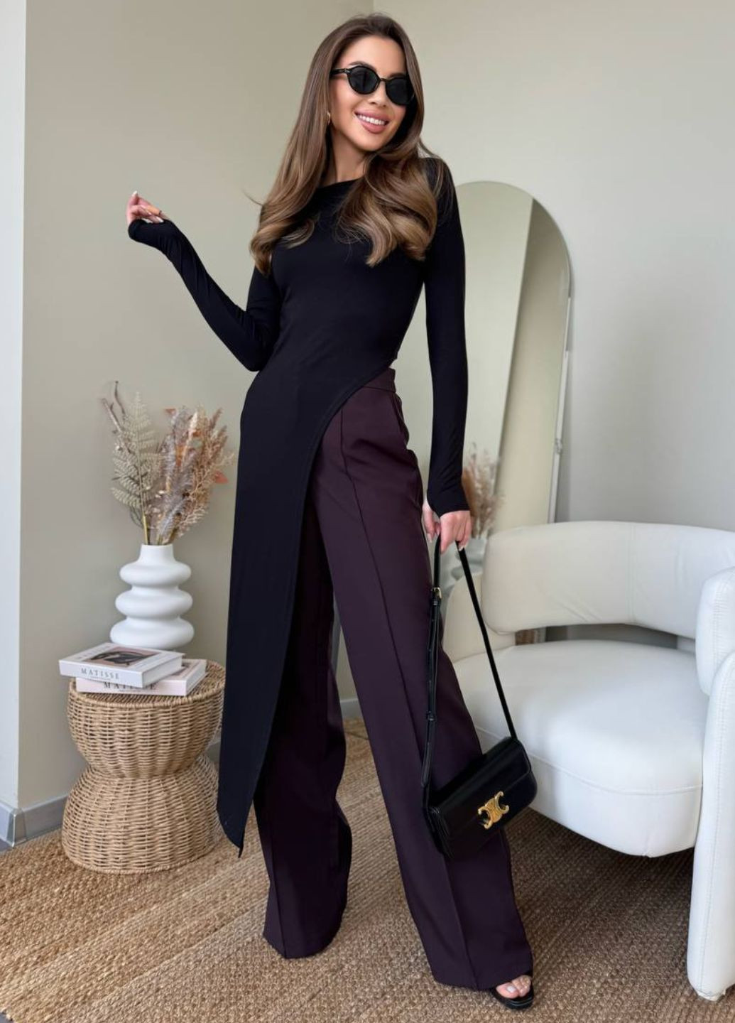 Изящная приталенная длинная ассиметричная туника с длинными рукавами с вырезами для пальчиков. Україна (328432495)