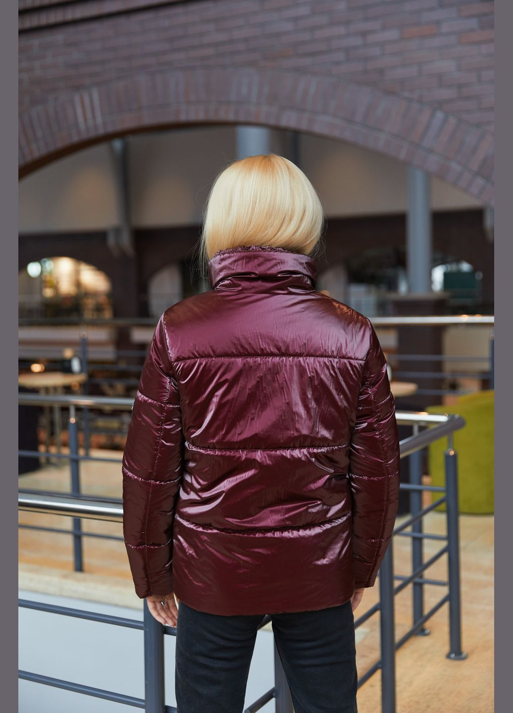 Бордова демісезонна куртка MN