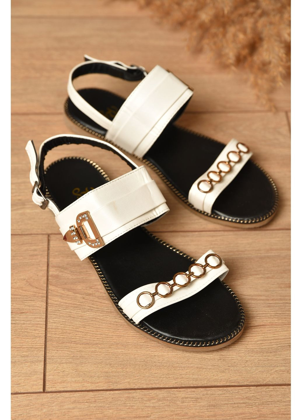 Босоніжки жіночі білого кольору Let's Shop (348427481)