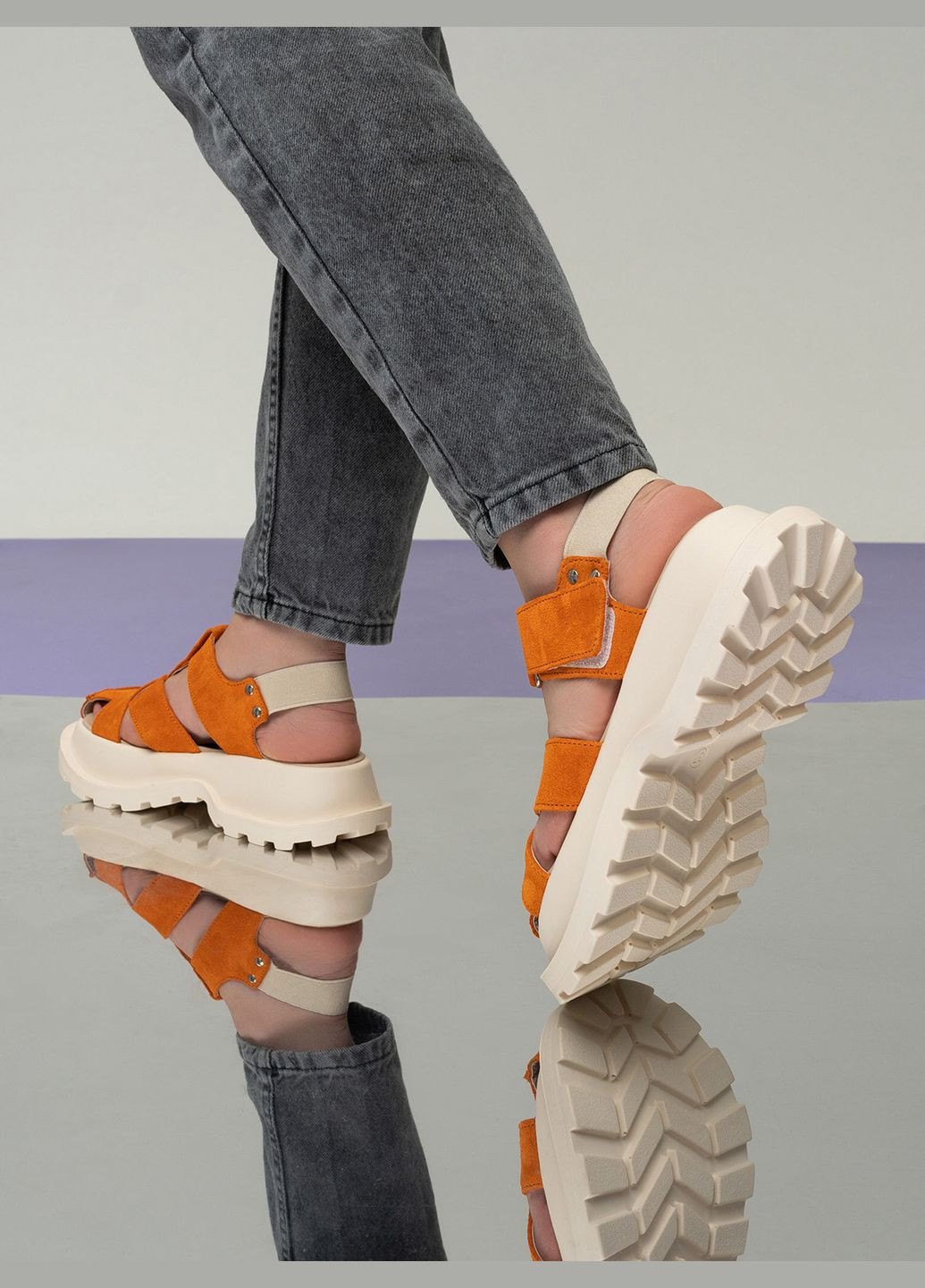 Оранжевые босоножки ISSA PLUS