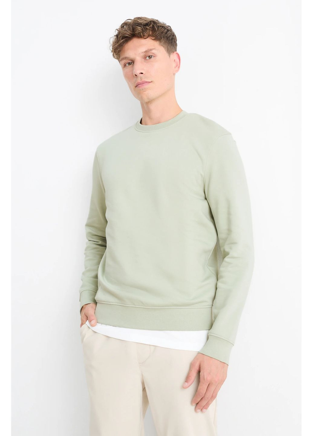 Зеленый свитшот из хлопка C&A однотонный (365716324)