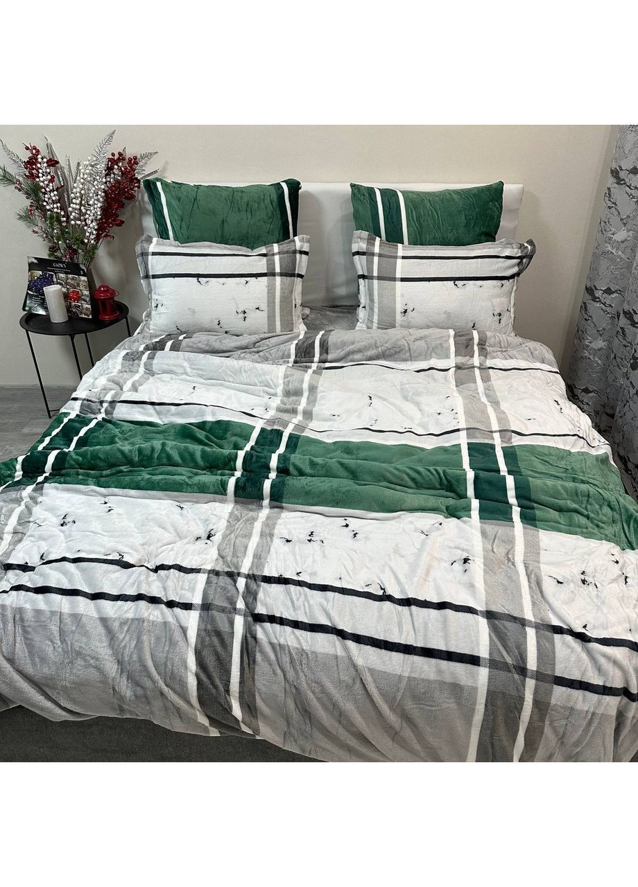 Комплект постельного белья велюр Евро пододеяльник 200×230 см + 4 наволочки серо-зеленого цвета с рисунком No Brand (362211400)