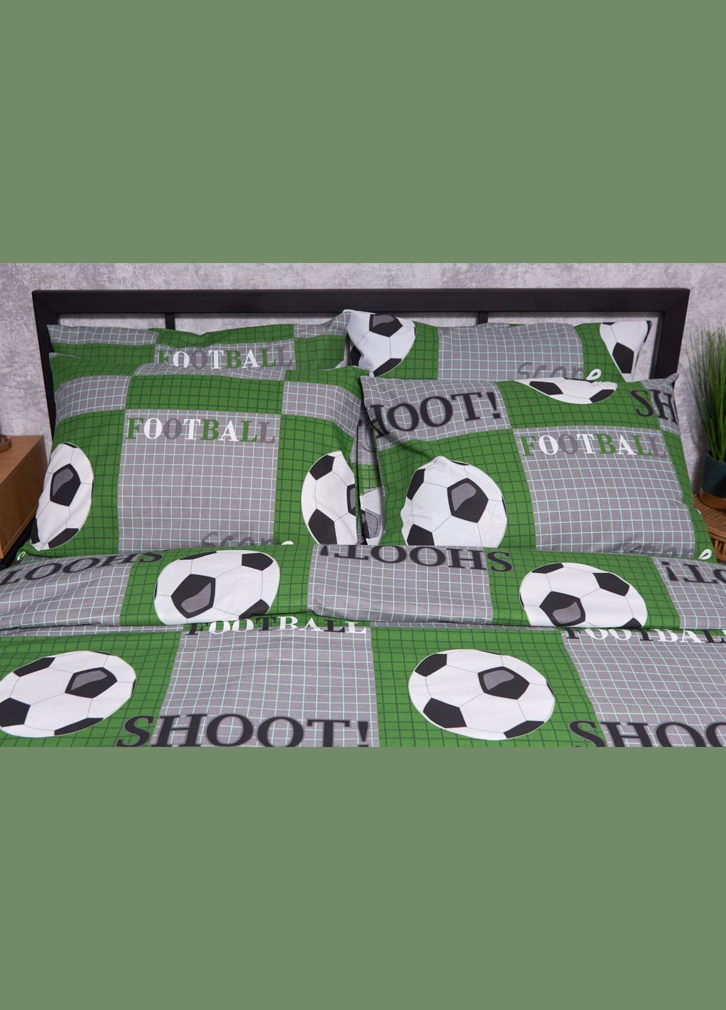 Комплект постільної білизни Бязь Gold Люкс «» сімейний 160х220х2 наволочки 2х70х70 (MS-820002050) Moon&Star Football (285717294)