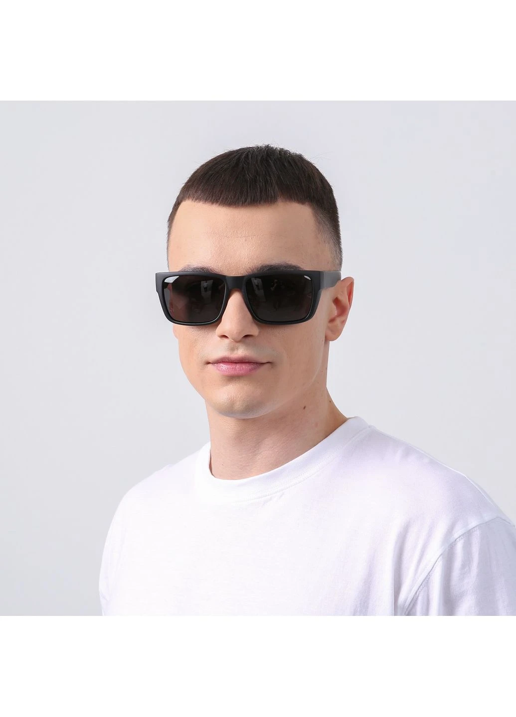 Солнцезащитные очки с поляризацией Фэшн-классика мужские 429-147 LuckyLOOK 429-147М (329880820)
