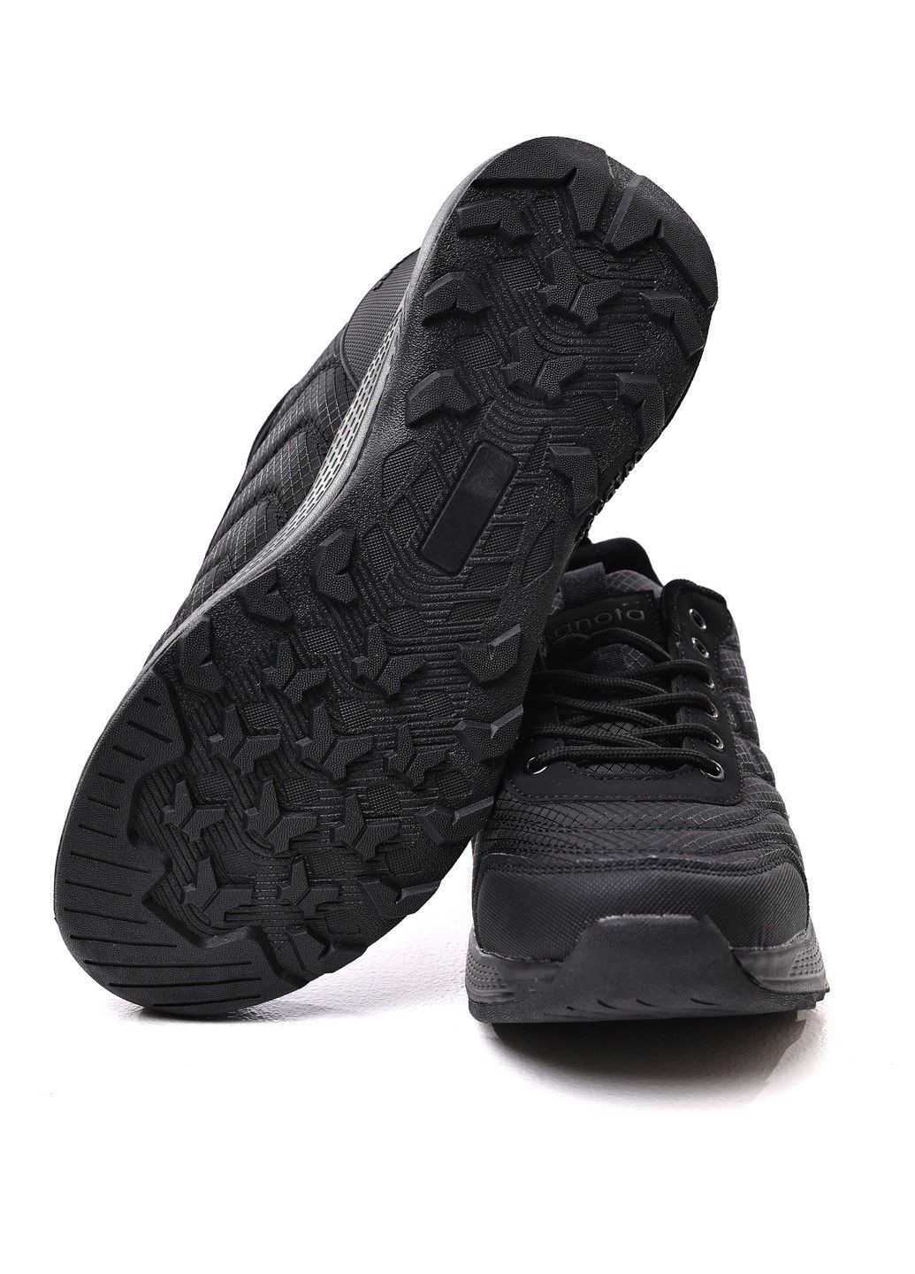 Чорні кросівки чоловічі SANOTA