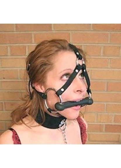 Шкіряний намордник з кляпом в рот для БДСМ-ігор Bdsm4u (382546767)