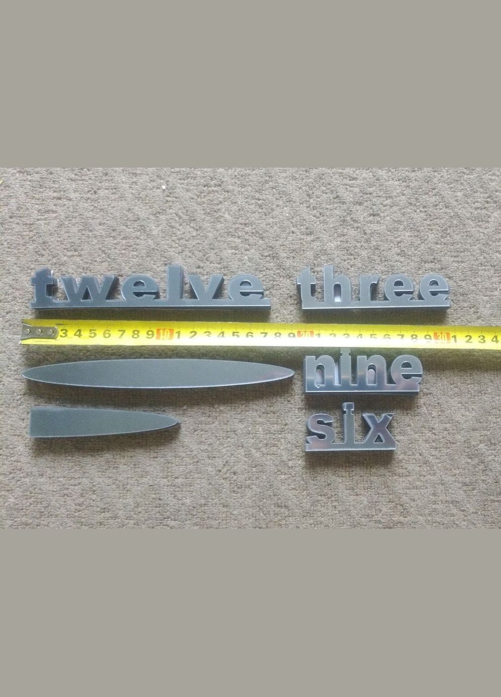 3D часы настенные темно-серые Цифры по английски 3D Б230-47' пули темно-серый No Brand (302242368)