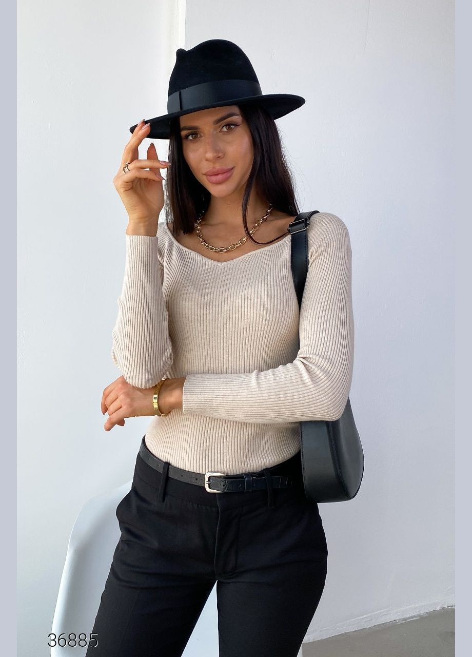 Светло-бежевый демисезонный джемпер в рубчик с фигурным вырезом джемпер Liton