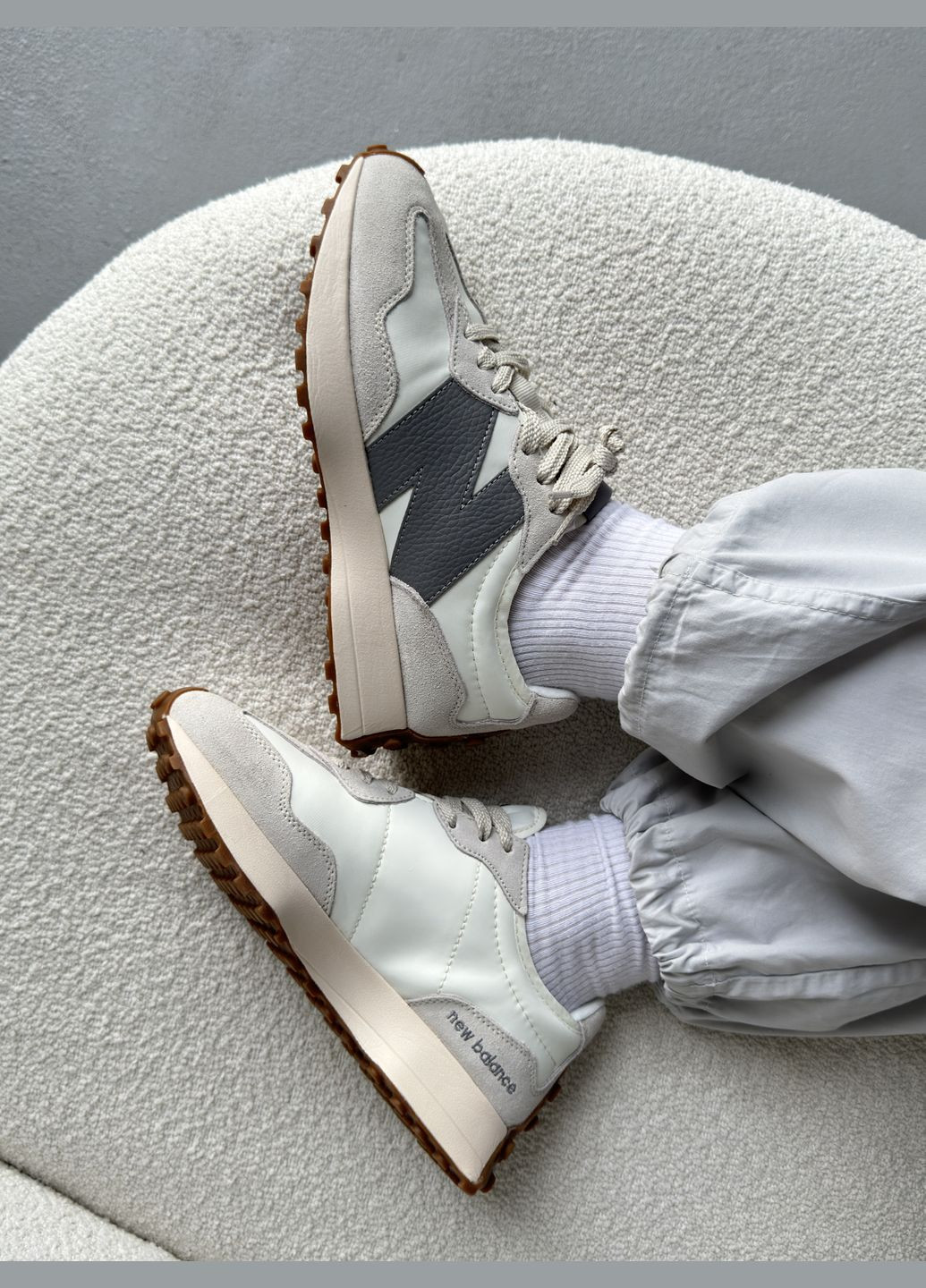 Сірі Осінні кросівки чоловічі і жіночі new balance 327 gray beige | нью беланс сірі бежеві No Brand
