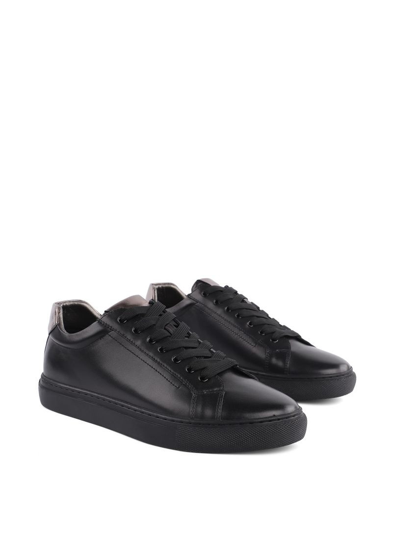 Черные женские кеды 8927-22 белая кожа MIRATON