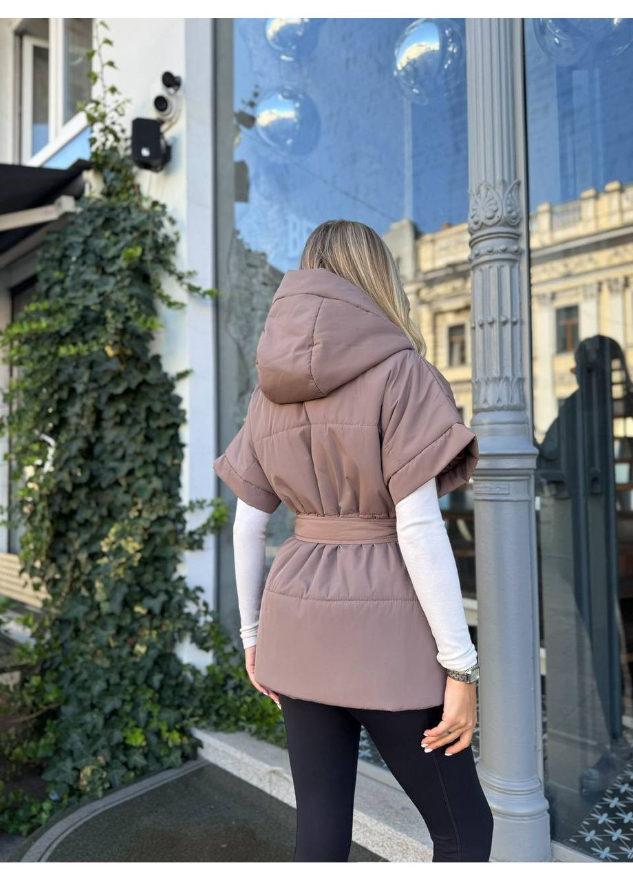 Жіночий подовжений жилет з капюшоном та поясом MonCher (352529279)