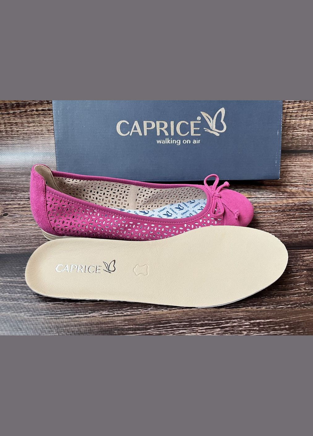 Жіночі жіночі перфоровані замшеві балетки рожевого кольору тм, німеччина Caprice | рожеві перфорація натуральна замша (315503053)