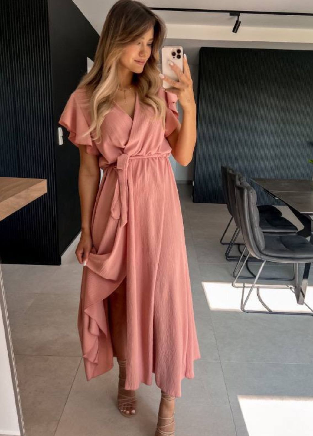 Розовое повседневный макси-платье с эффектом запаха-обманки а-силуэт Україна однотонное