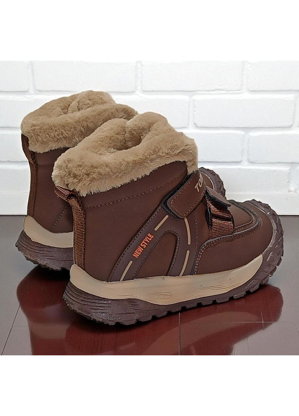 Зимові черевики для хлопчика на вовні дутики на овчині хайтопи на липучках Tom.M (363988560)