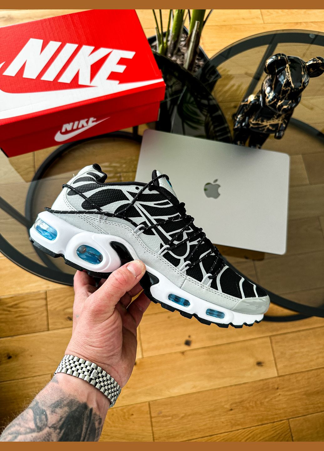 Черные демисезонные мужские кроссовки nike air max tn plus toggle black grey | найк аир макс тн плюс черные серые No Brand