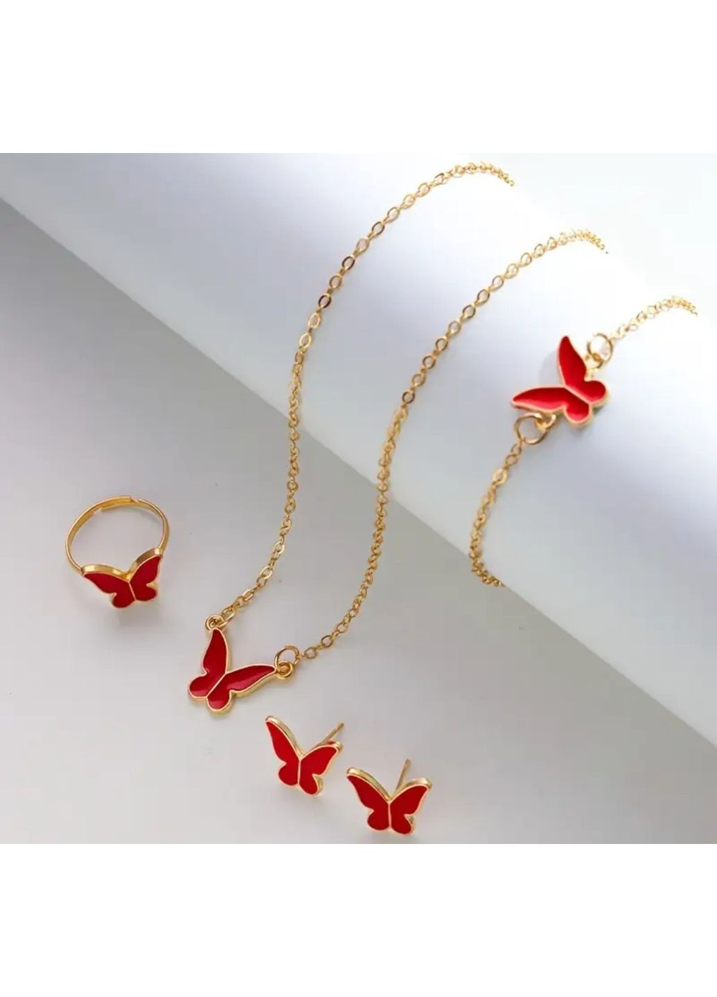 Комплект бижутерии "Красная бабочка" - браслет, кольцо, серьги и кулон. No Brand (358691088)