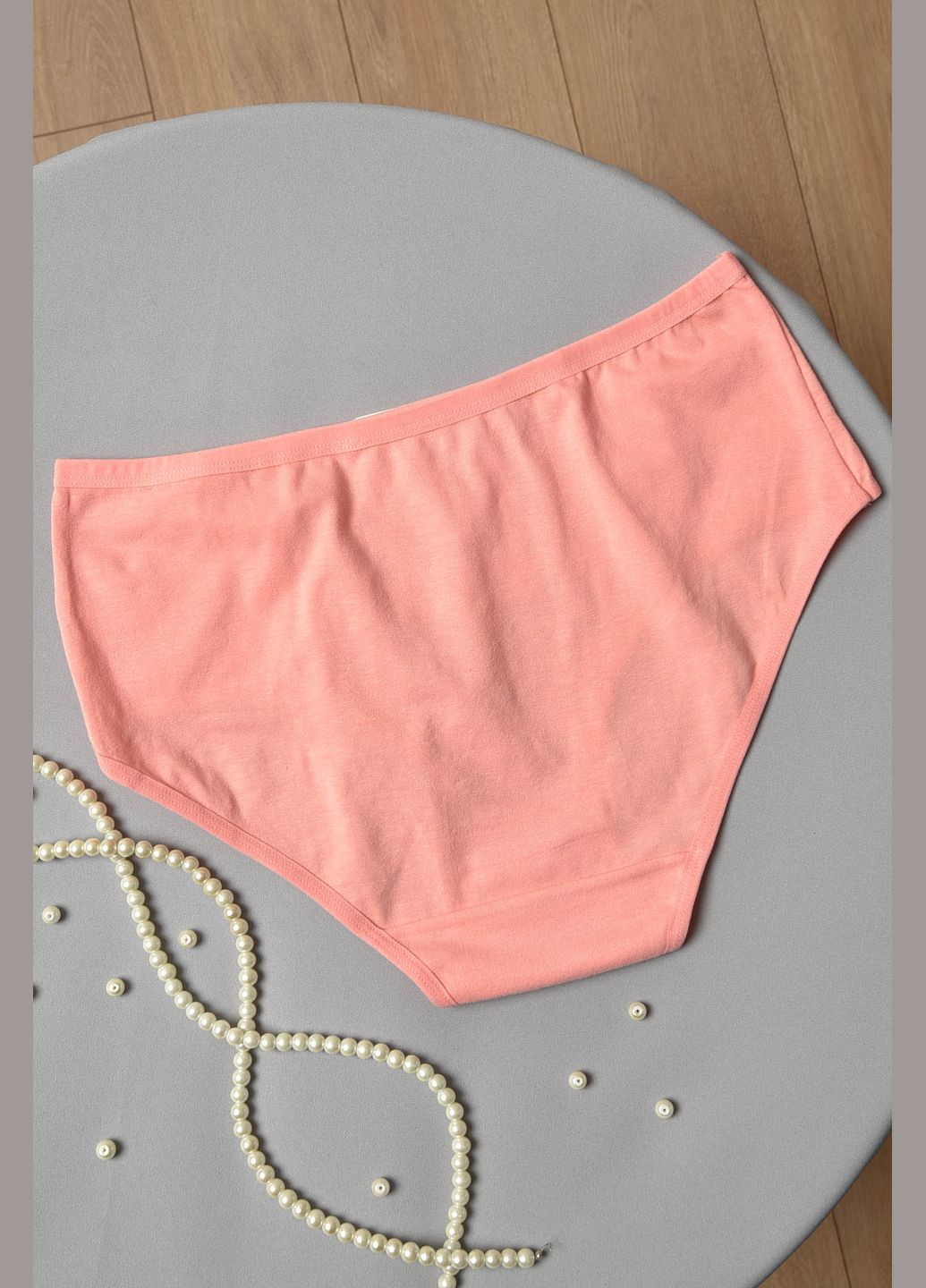 Трусы женские полубатальные с гипюровой вставкой персикового цвета Let's Shop (278050261)