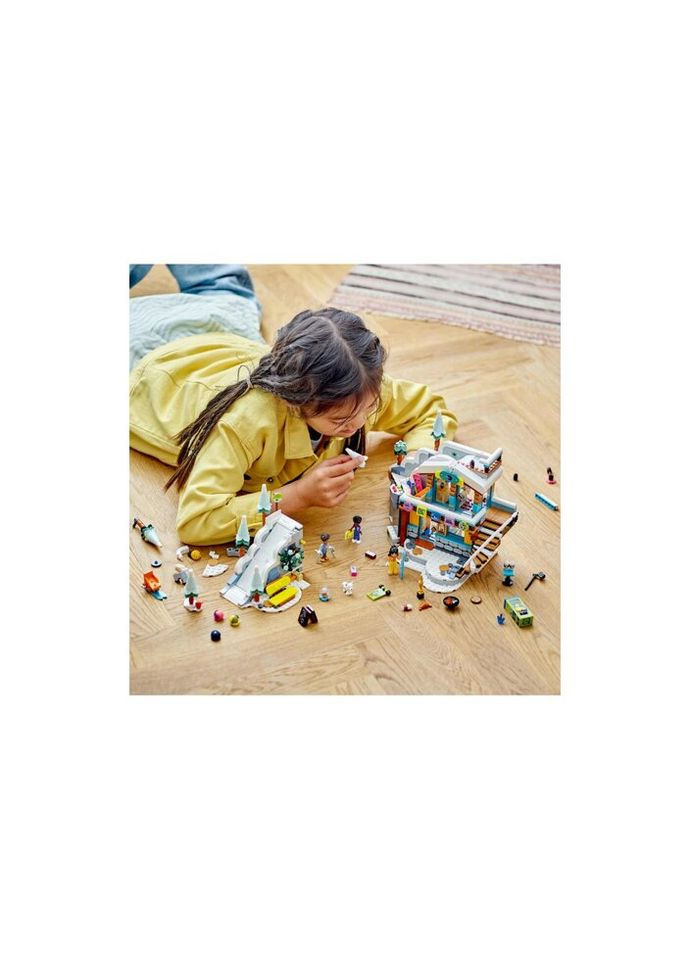 Конструктор Friends Святкова гірськолижна траса та кафе 980 деталей (41756) Lego (281425608)