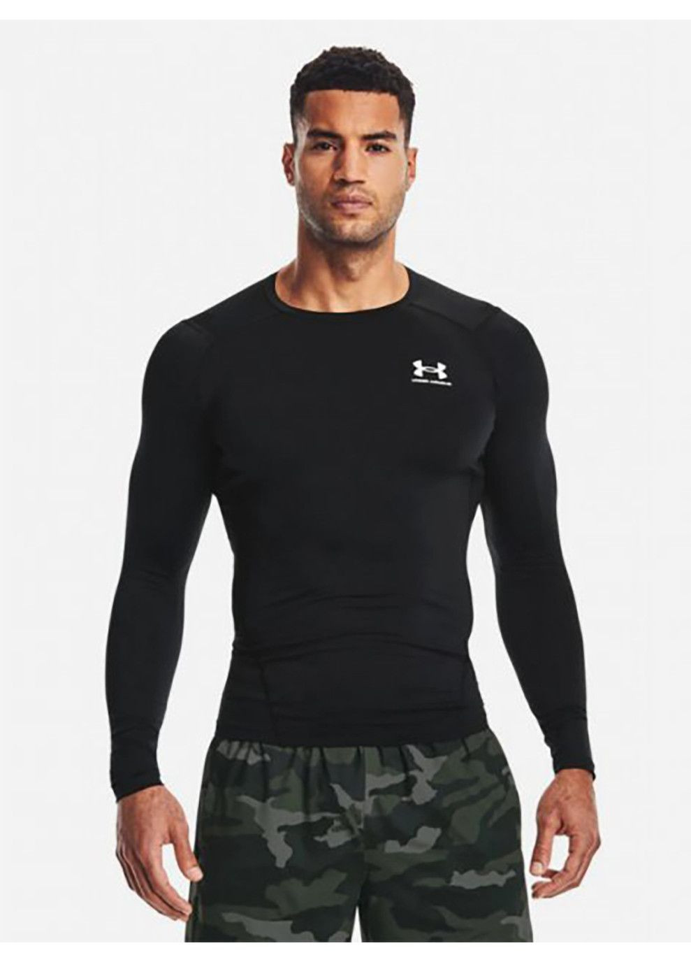 Черный демисезонный лонгслив Under Armour