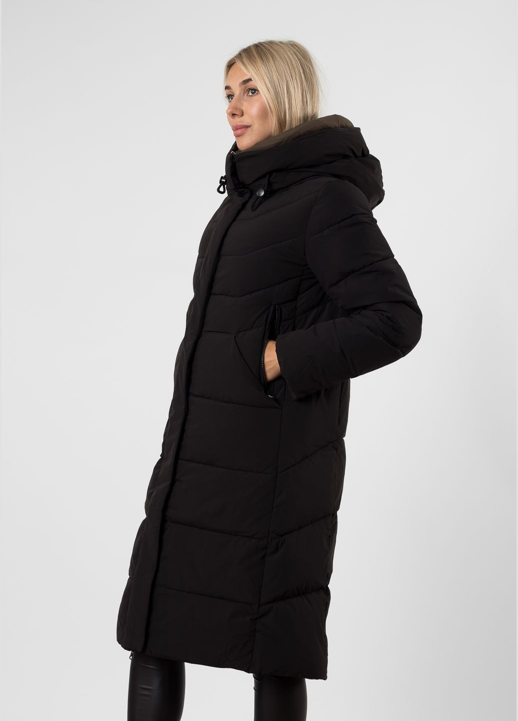 Черный зимний Пуховик Towmy