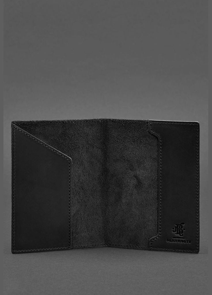 Кожаный переплет для паспорта с австрийским гербом черный Crazy Horse (A-027221) BlankNote (329186835)