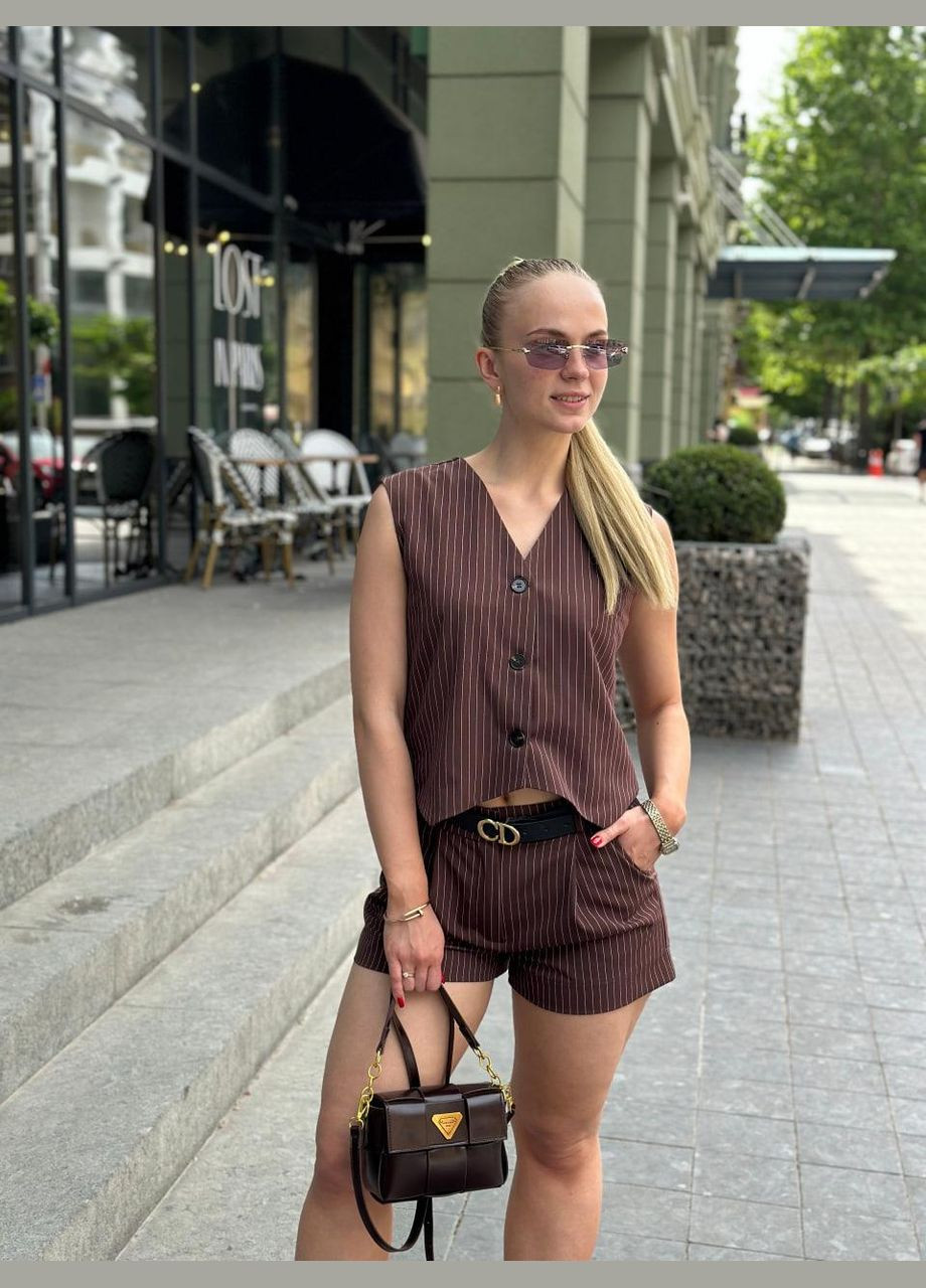 Жіночий костюм в смужку жилет і шорти Шоколад Maybel (335011339)