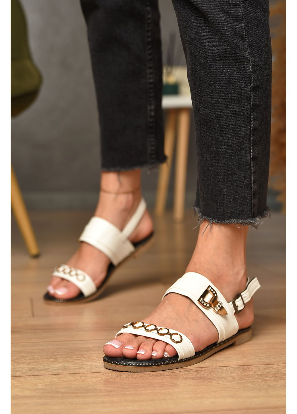 Босоніжки жіночі білого кольору Let's Shop (348427481)