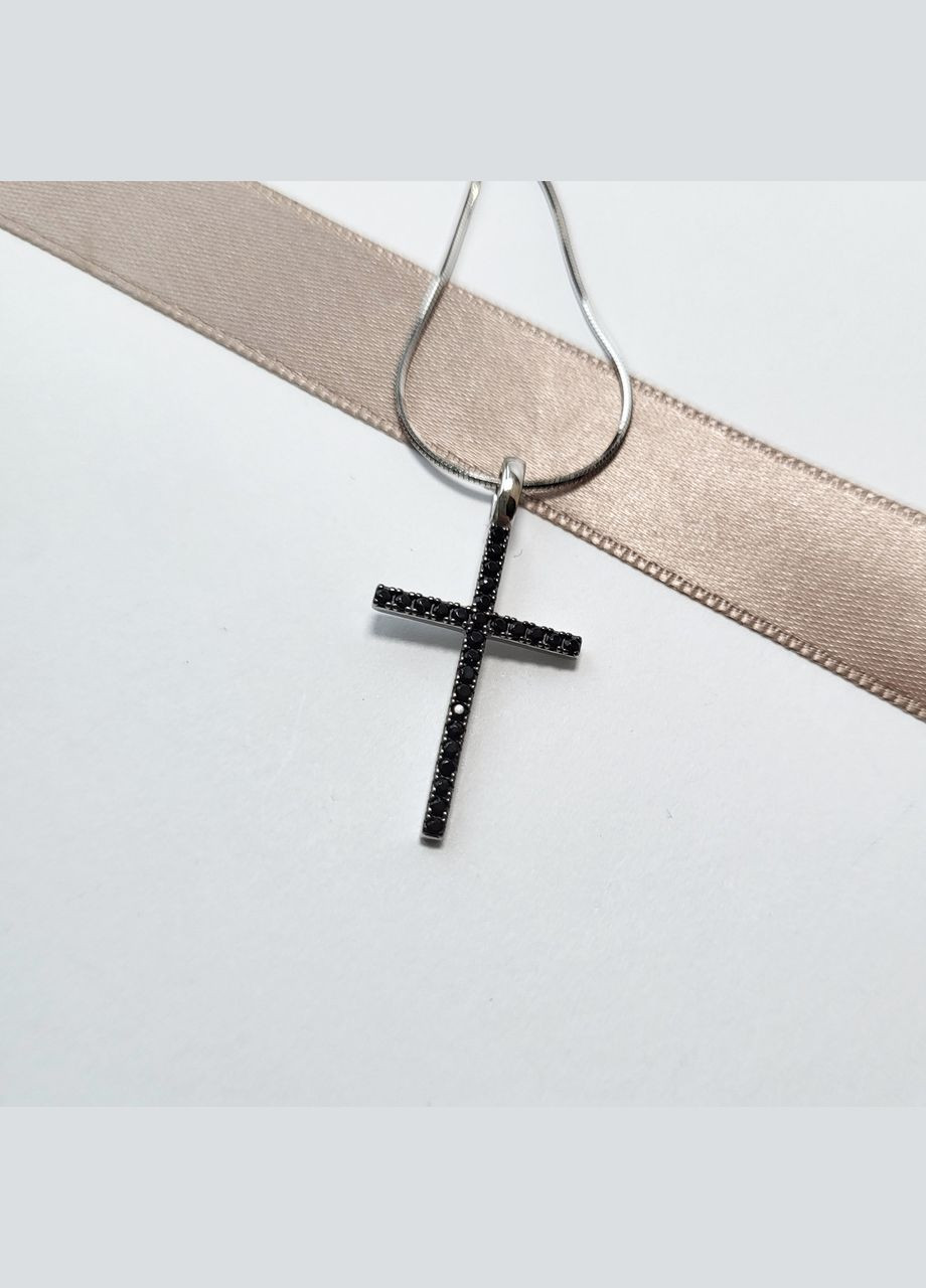 Срібний прямий хрестик Хрест із чорним камінням срібло 925 проби Родованное 991ф2 0.84г No Brand (306743303)