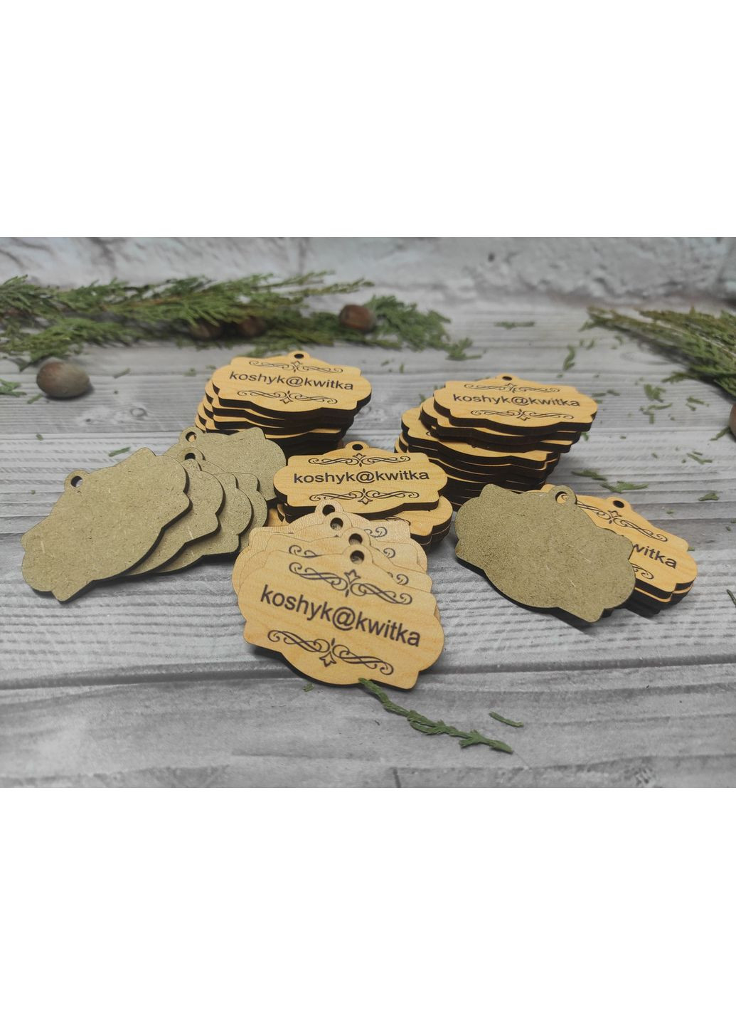 Бірка фігурна з ХДФ, кольорова з лого МК0069 No Brand (361203508)