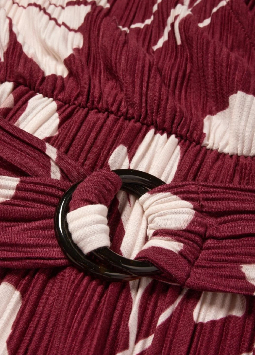 Бордова сукня C&A з квітковим принтом