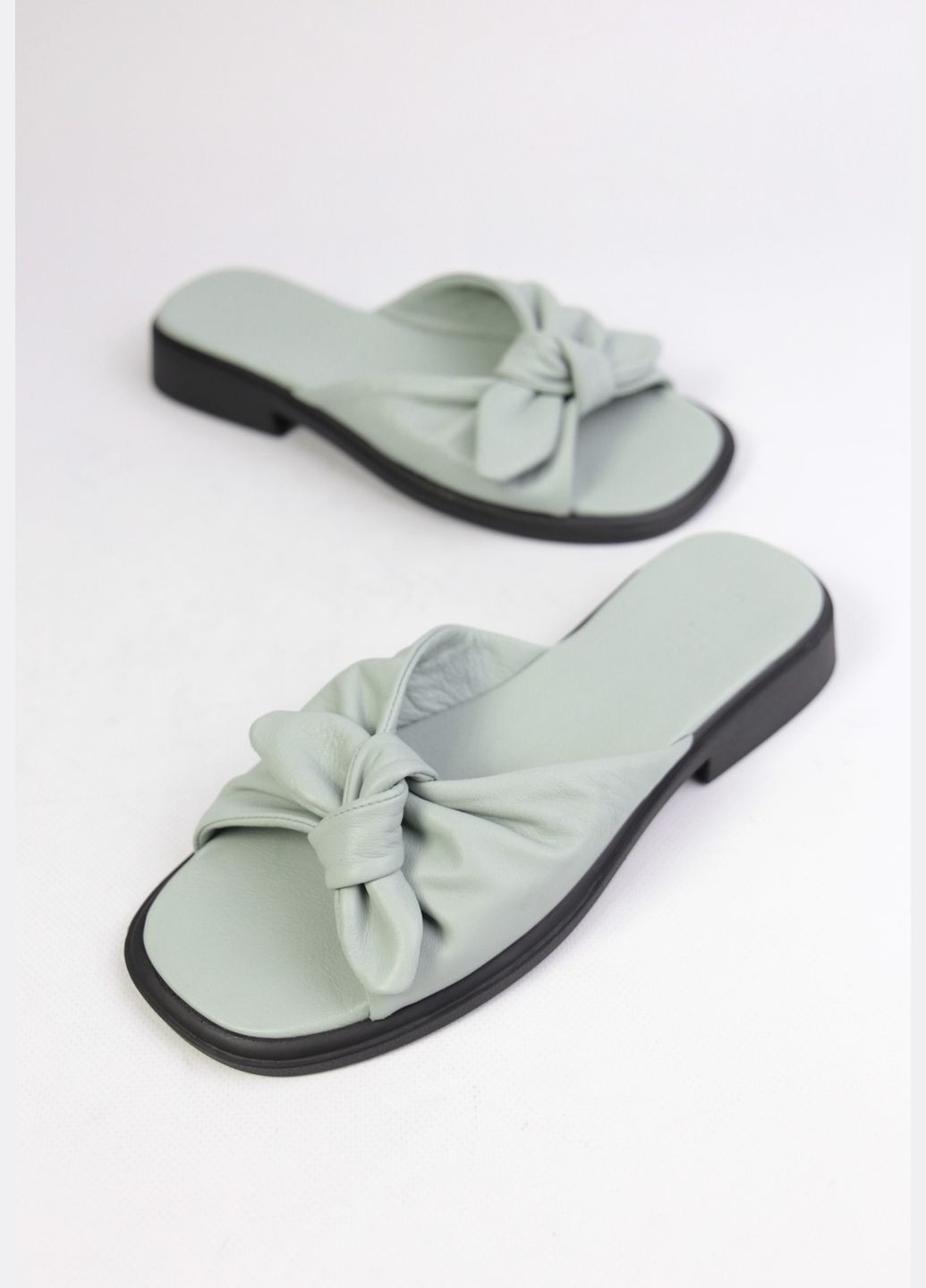 Шльопанці Benito (330644294)