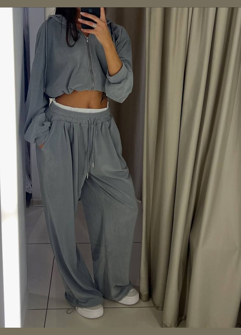 Велюровый женский костюм с брюками и кофтой. Adelante (346055271)