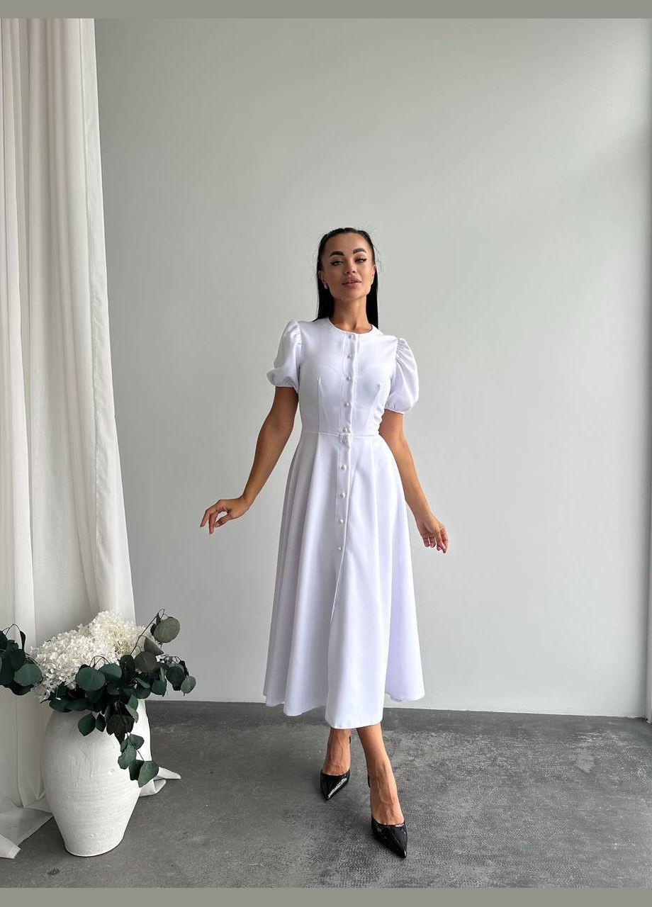 Белое кэжуал платье N.Family однотонное