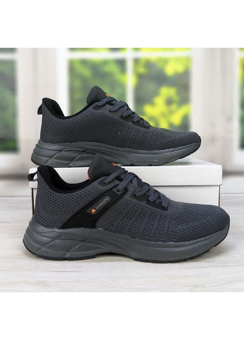 Сірі Осінні кросівки чоловічі текстильні Bayota