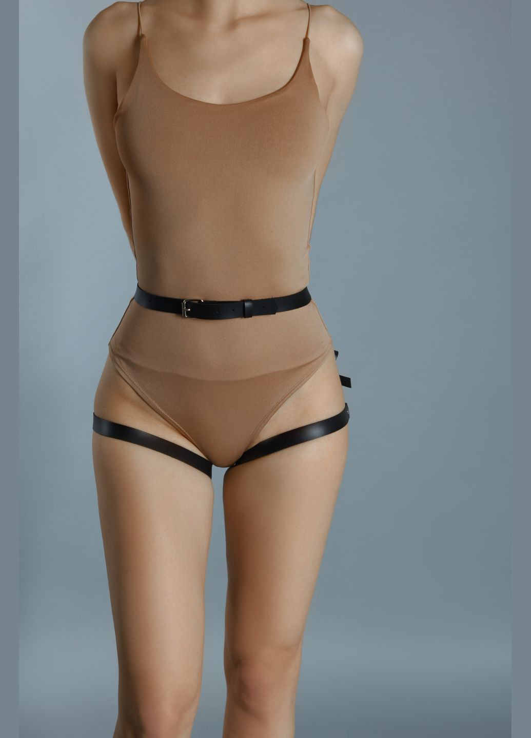 Натуральна шкіра Портупея гартери з бантиками на сідниці чорна Needle 95 No Brand (293959612)