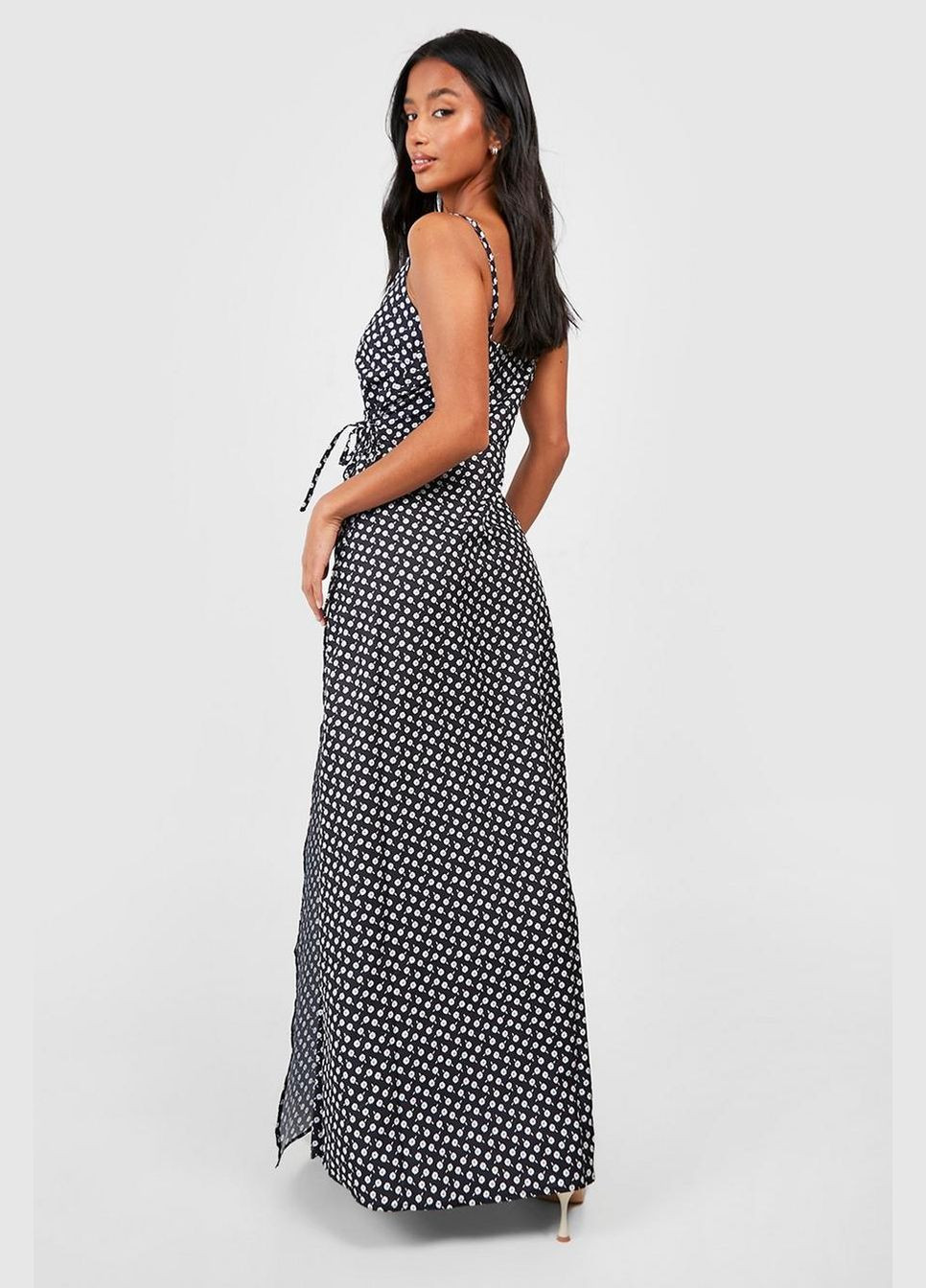 Чорна повсякденний сукня Boohoo з квітковим принтом