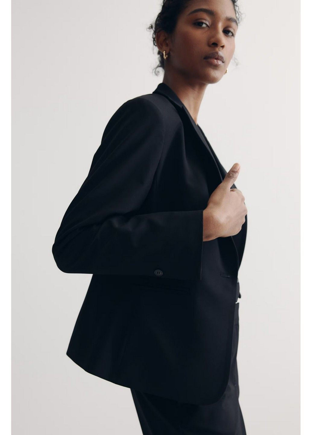 Черный женский жакет H&M однотонный - демисезонный