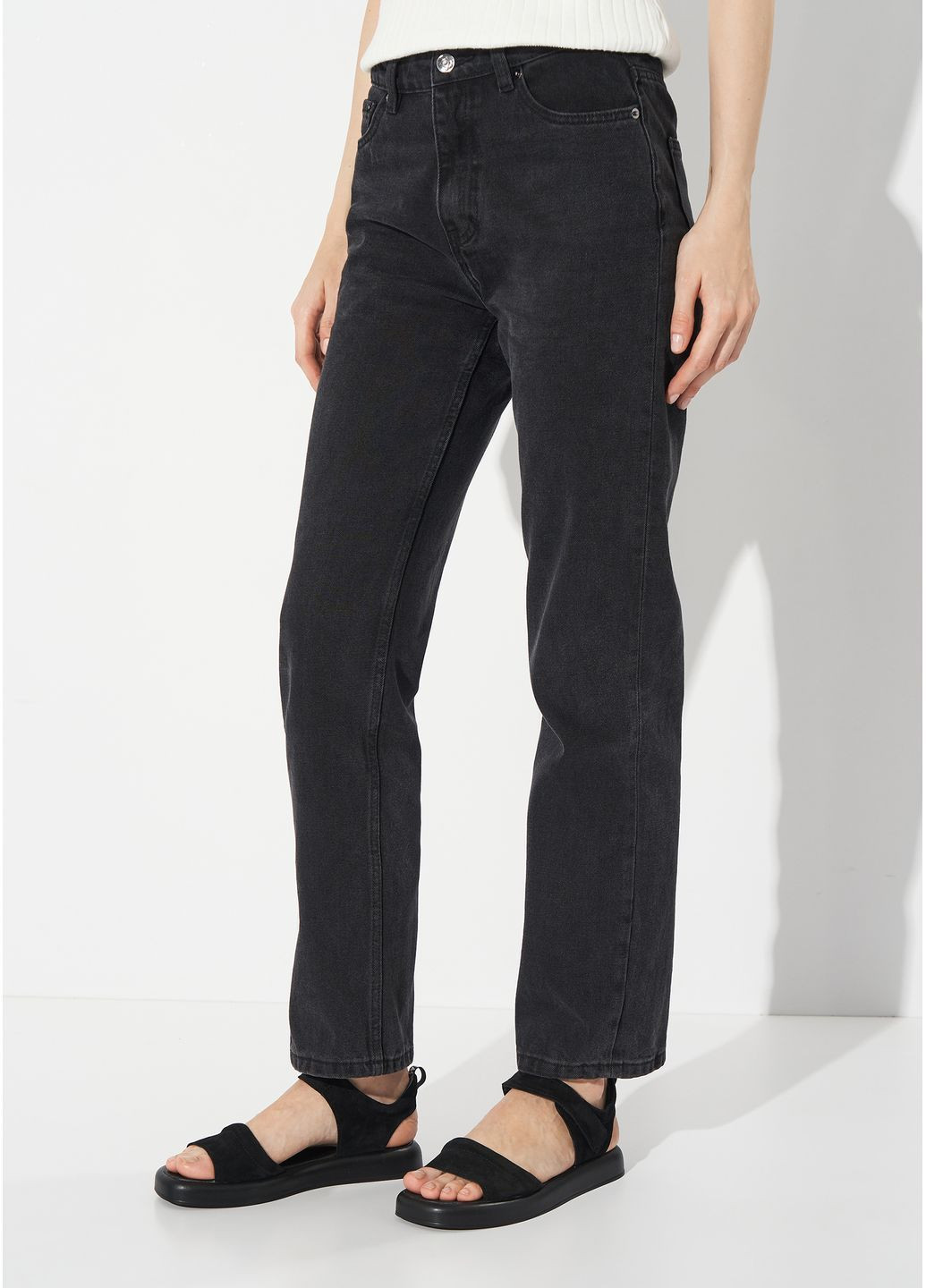 Стильні замшеві босоніжки на липучках InFashion Босоніжки (365438292)