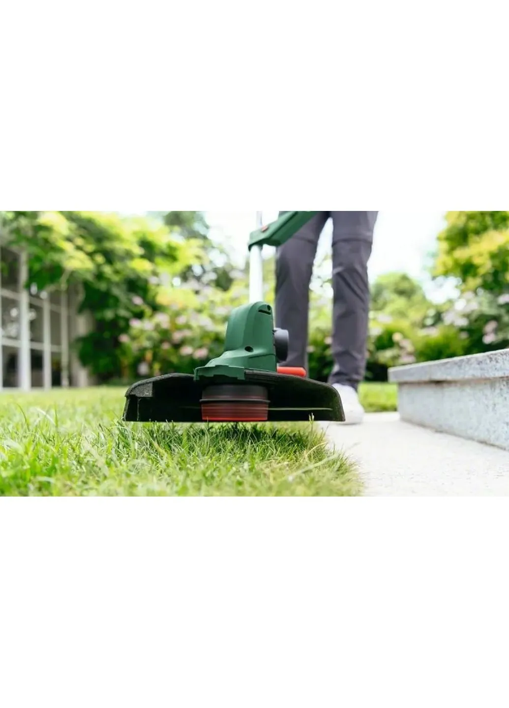 Аккумуляторный садовый триммер UniversalGrassCut 18V-260, 1х25А·час, 26 см, вес 23 кг Bosch (393748049)