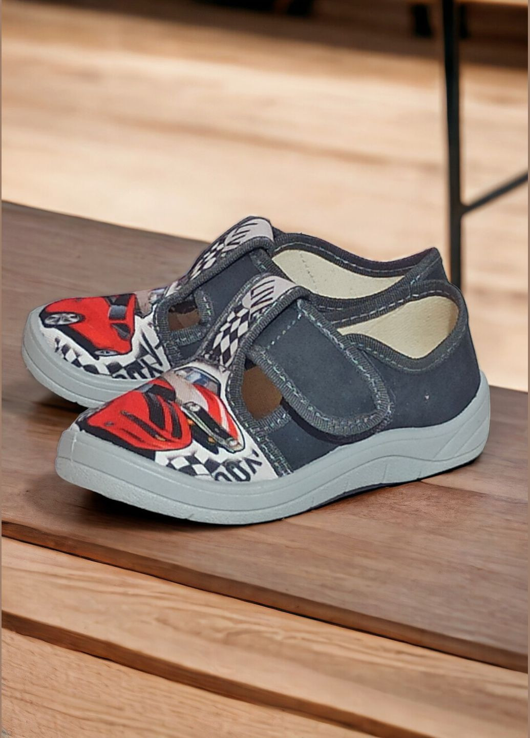 Дитячі ортопедичні тапочки капчики на липучці для хлопчика в садок на змінку Waldi (327432062)