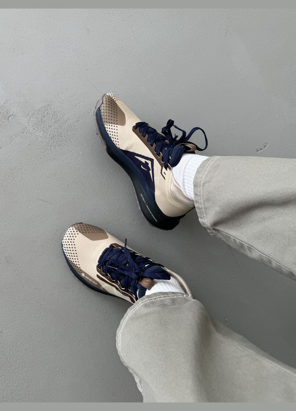 Бежеві Осінні кросівки чоловічі nike react pegasus trail 4 gore-tex beige | найк реакт пегасус треіл 4 бежеві No Brand