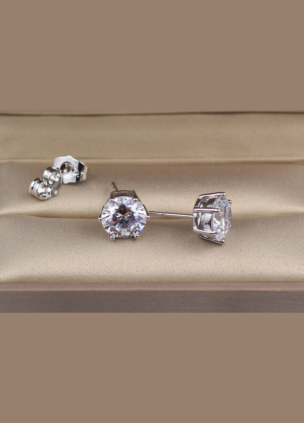 Серьги гвоздики на шесть креплений 9 мм серебристые Xuping Jewelry (316607435)