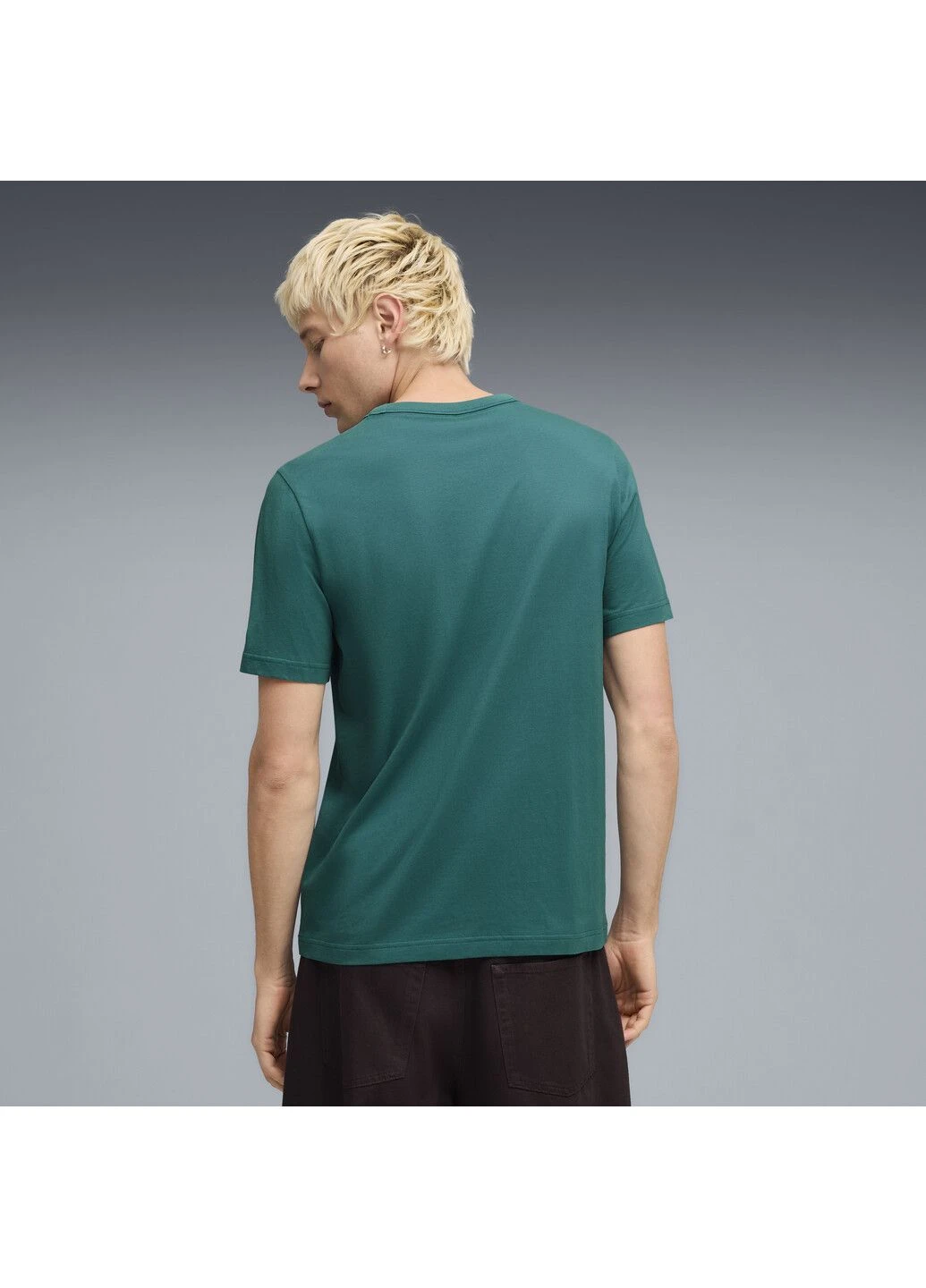 Зеленая футболка class graphic tee men Puma